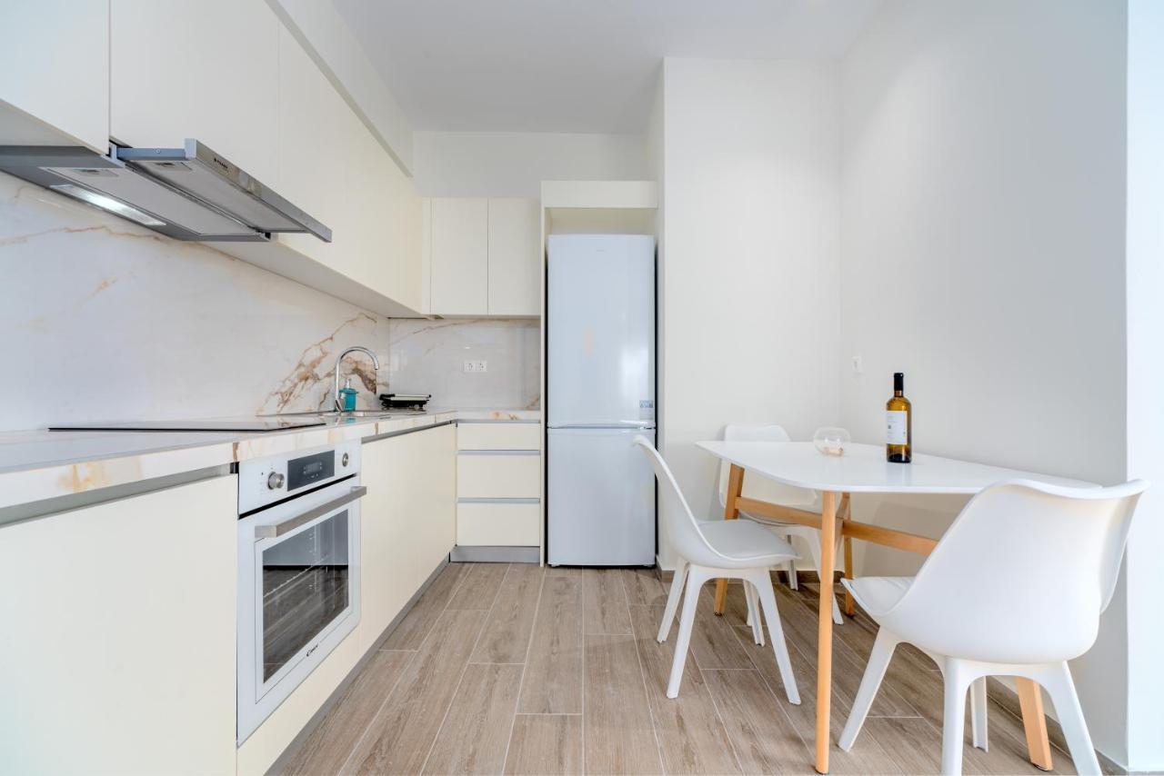 Costa Vasia Boutique Apartments ヴラハティ エクステリア 写真