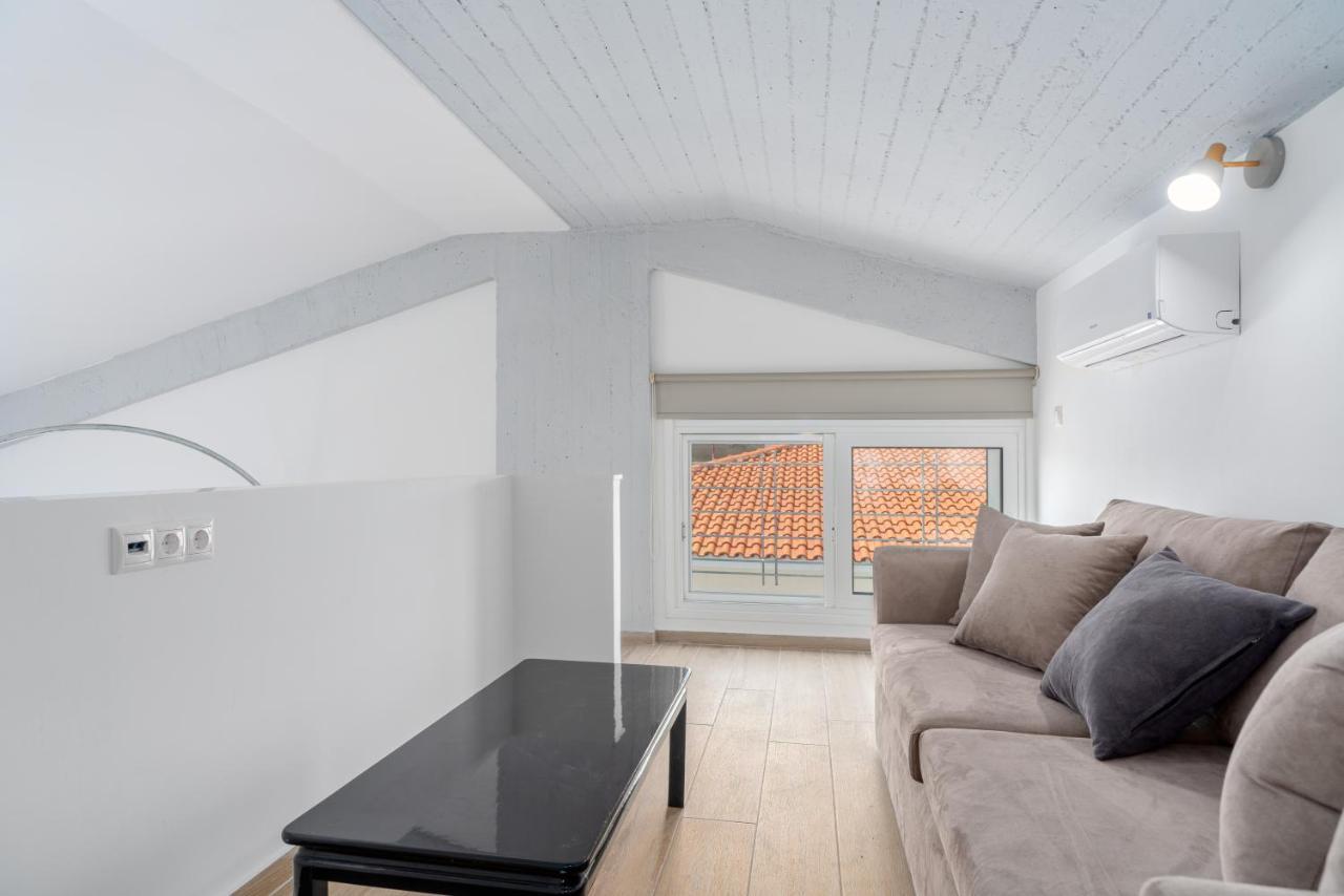 Costa Vasia Boutique Apartments ヴラハティ エクステリア 写真