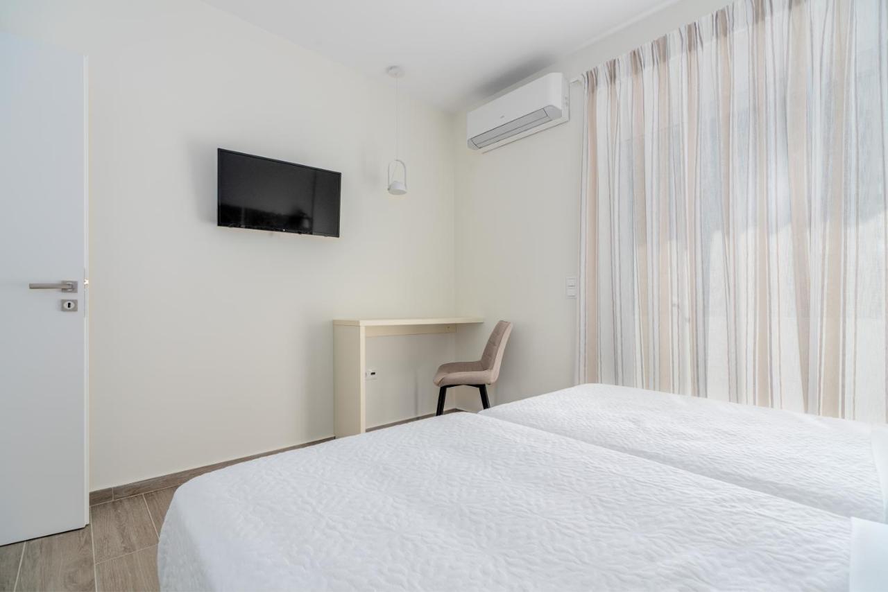 Costa Vasia Boutique Apartments ヴラハティ エクステリア 写真