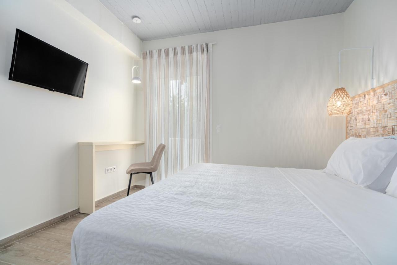 Costa Vasia Boutique Apartments ヴラハティ エクステリア 写真
