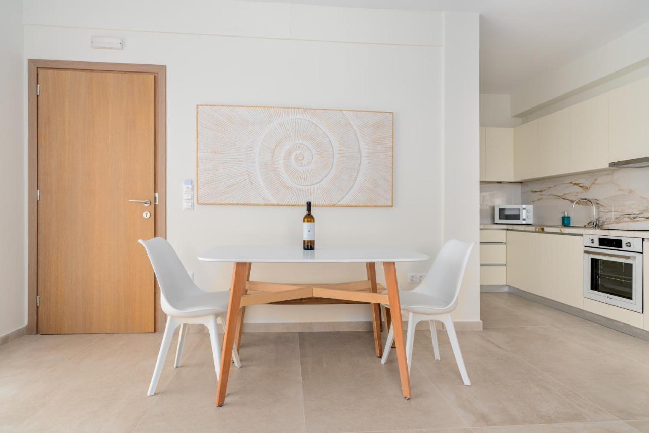 Costa Vasia Boutique Apartments ヴラハティ エクステリア 写真