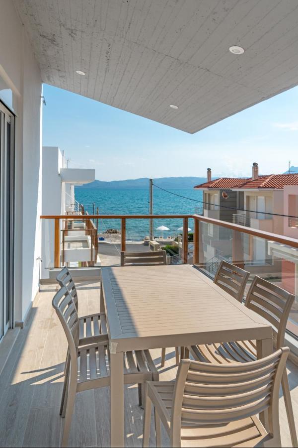 Costa Vasia Boutique Apartments ヴラハティ エクステリア 写真